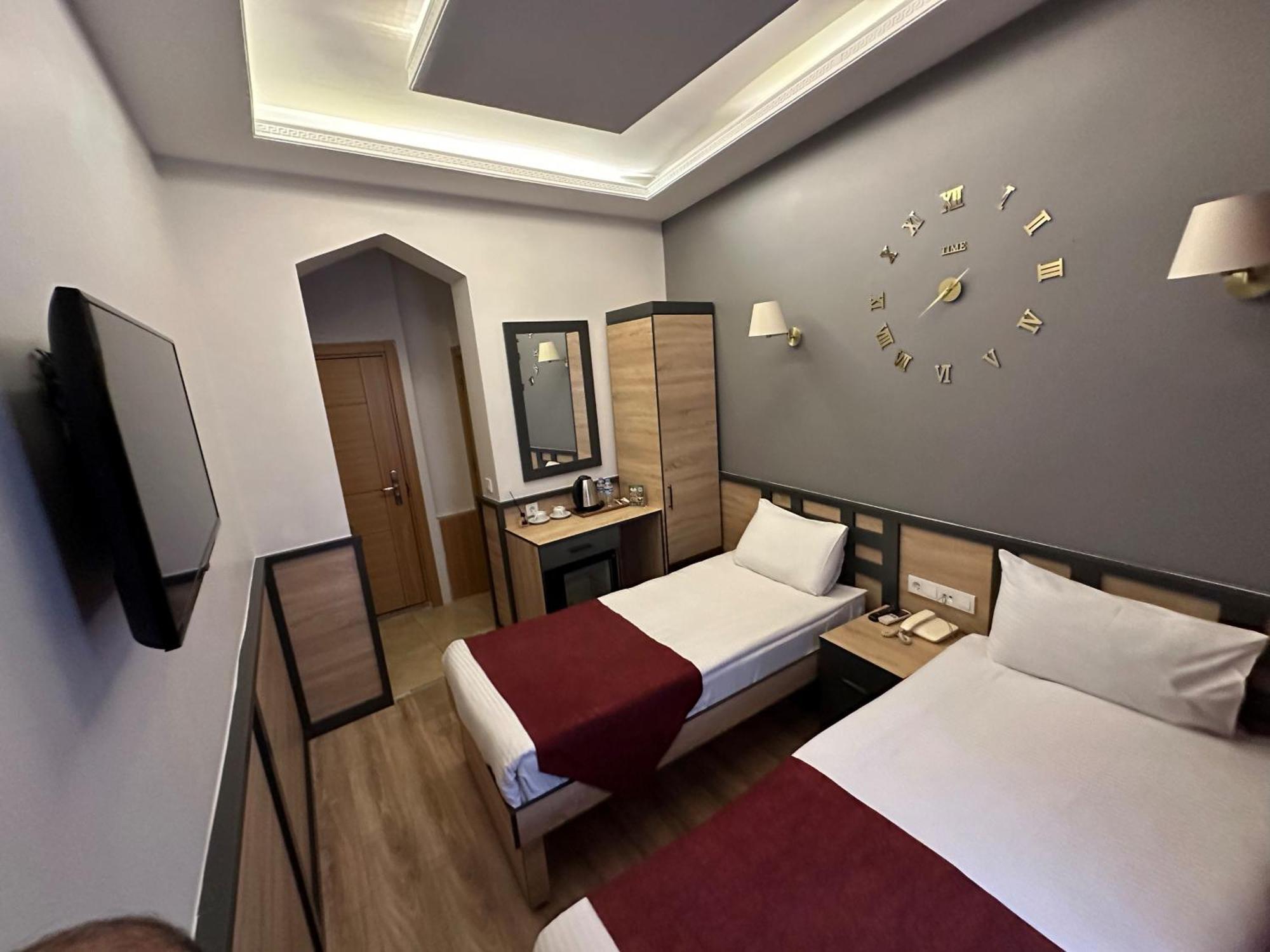 Ethnica Old Hotel 2*